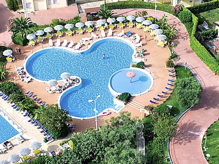 Villaggio Club La Pace Beach Resort